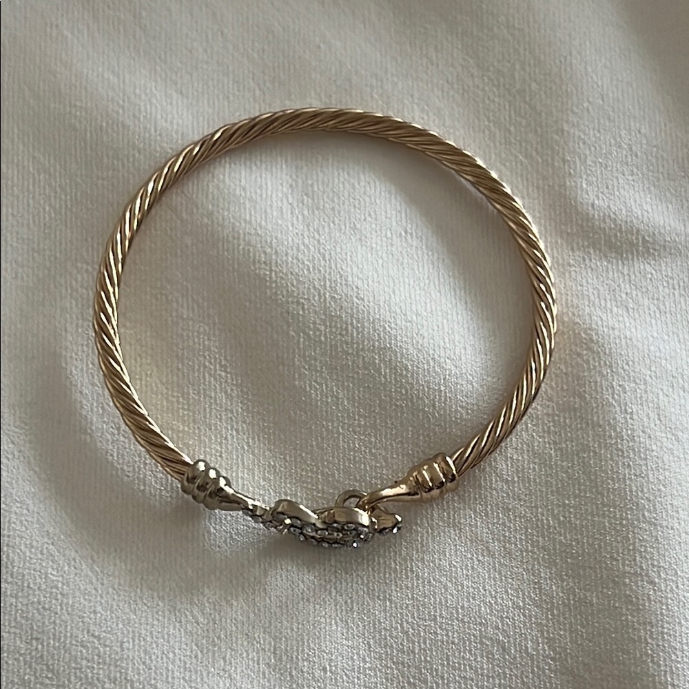 Twisted Pretzel Gold Bracelet - Picture 4 of 4